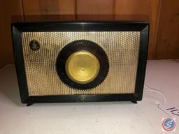 Vintage 1950's Emerson Portable Tube Radio Model No. 560384-W