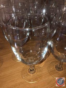 (16) Wine Glasses