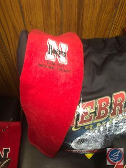 (2) 1994-1995 Golf Bag Towels, Large 1994 National Championship Pillow, Small Back to Back National