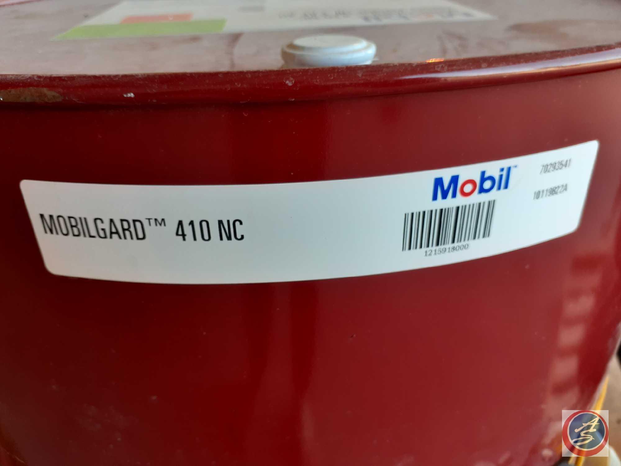 Mobil MobilGard 410 NC Diesel Oil SAE40 (4) (sealed)