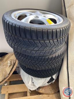(4) Dunlop 255/40R17 Tires Mounted on Porsche Rims