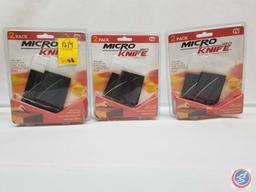 {{3X$BID}} Micro Knife Credit Card Folding Knives New in Pkg