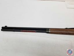 Winchester Model 1873 44-40 Rifle Lever Action Rifle, Case Colored receiver, new in box Ser #