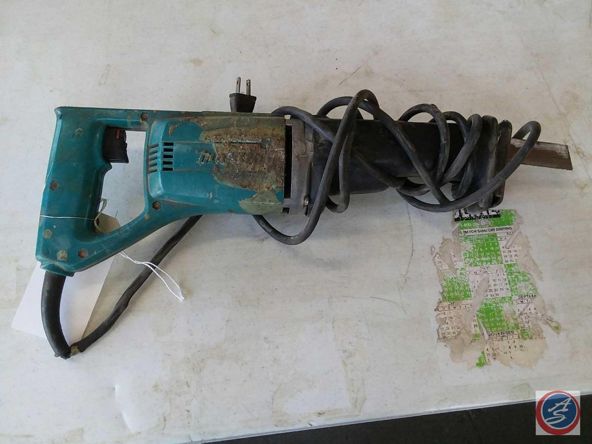 Makita Electric Sawzall Model No. JR3000V