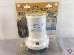 Invincible Marine Submersible Bilge Pump 2000 GPH