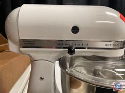 Kitchen Aid Artisan Series 10 Speed 5Qt. Stand Mixer Model #KSM150PSWH