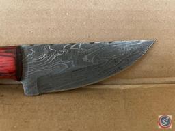 Hand Forged Damascus Hunter's Knife. Measure's (7 3/4")...
