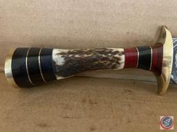 Damascus Blade Knife Stage Handle With Wood Bolsters. Measure's (8")