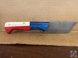 Texas Flag Handle Damascus Hunter's Knife Measuring (8")