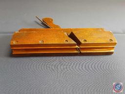 (4) Antique wood planes : (1) M.N.F D For Sears, Roebuck & Co. Chicago, 25th (9), J Smith and Co.R