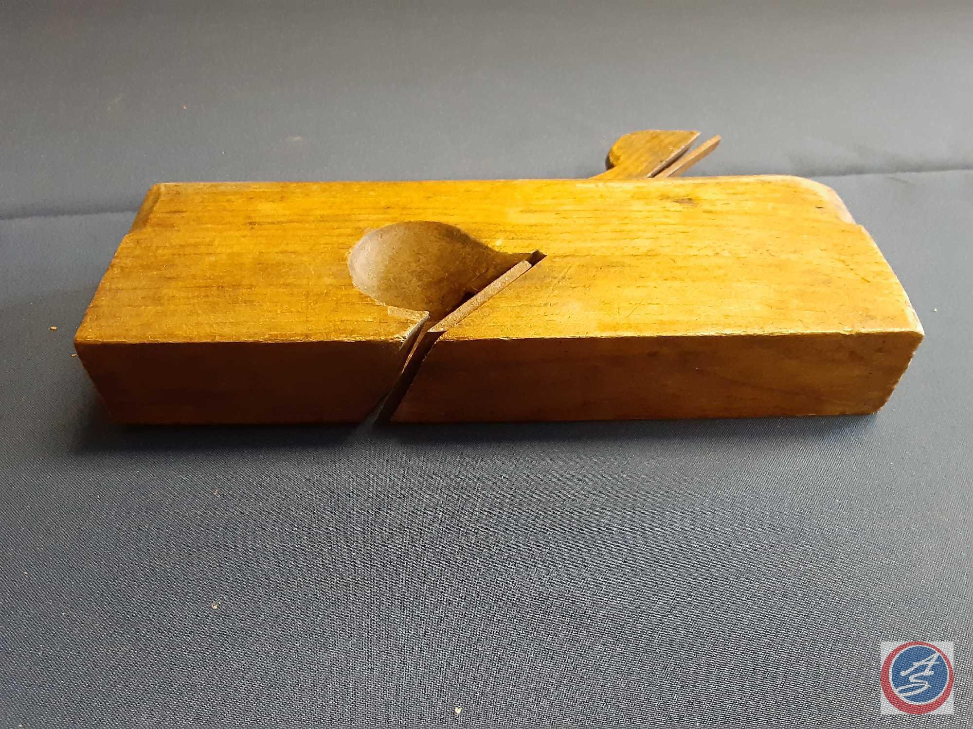 (4) Antique wood planes : (1) M.N.F D For Sears, Roebuck & Co. Chicago, 25th (9), J Smith and Co.R