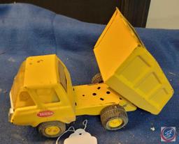 Vintage Tonka Toy Dump Truck