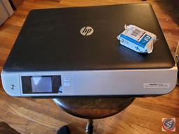 HP Envy 5530 print-scan-copy machine