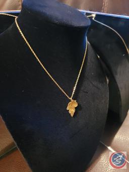 16" Oak Leaf necklace with Diamond