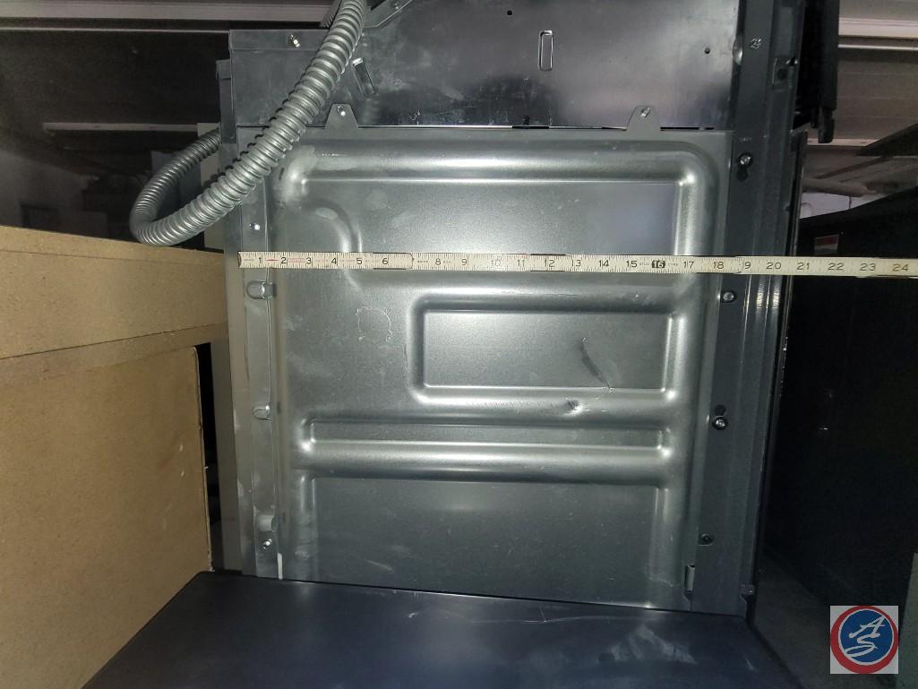 Double oven with 22" incert, 24" trim