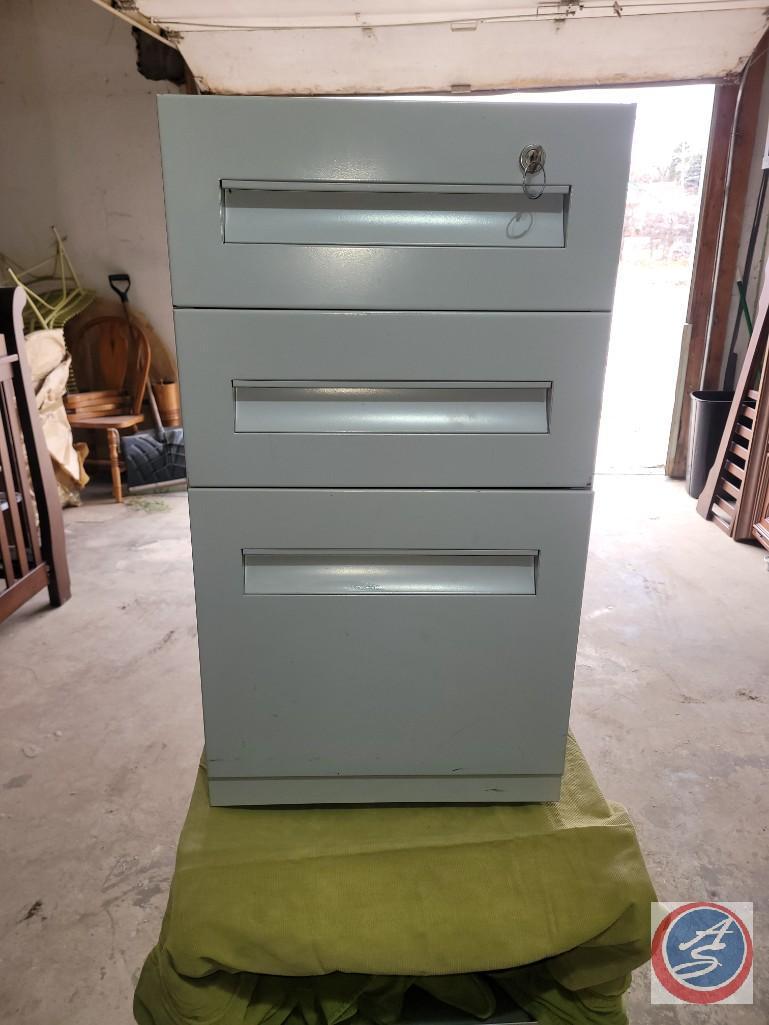 3 Drawer metal file cabinet with key