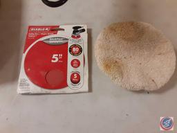 Black & Decker Polisher, 1/3HP, 8in. Diameter w/Sanding Discs and Polishing Cloth