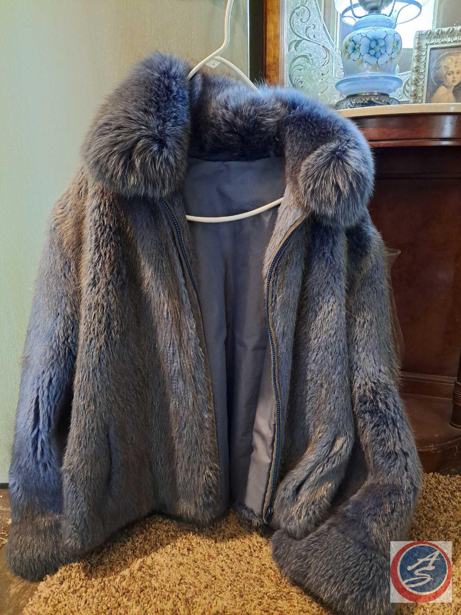 Assorted Coats see pictures , Avanti suede Jacket, Short Fur Coat, Short Fur Coat with Zipper, Long