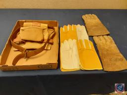Soft Tool Belt/Pouch, Assortment of Gloves