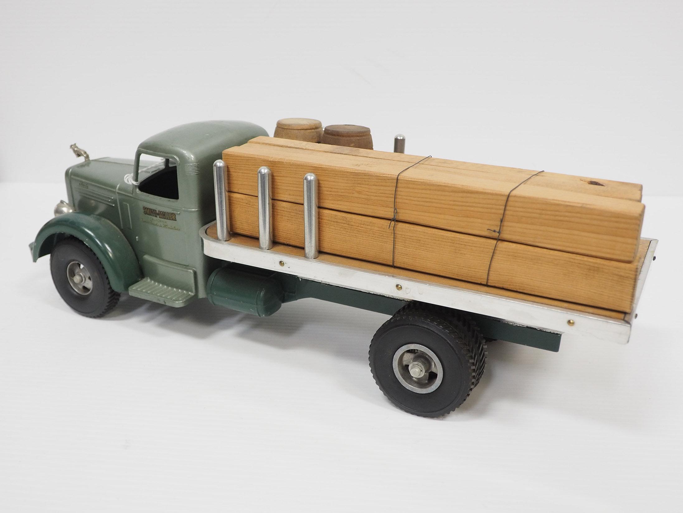 Smith Miller No.706 material truck