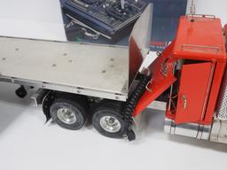 RC semi with flatbed trailer