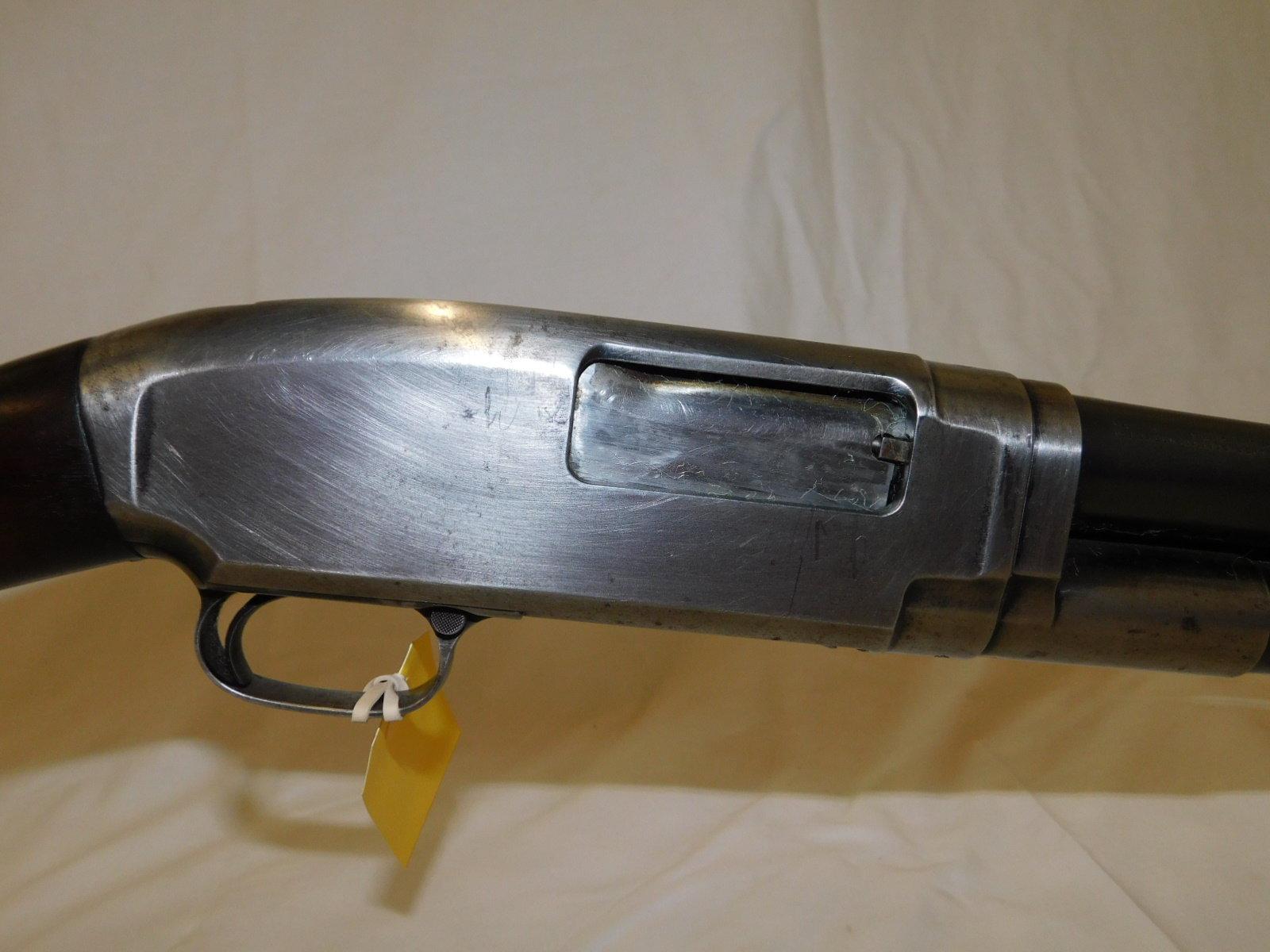 WINCHESTER MODEL 12 12GA PUMP SHOTGUN