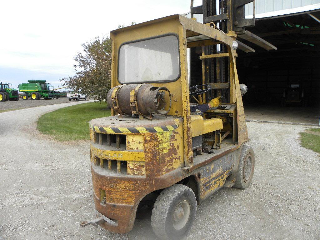 CAT V60B 5000# LP FORKLIFT W/ 2 STAGE MAST