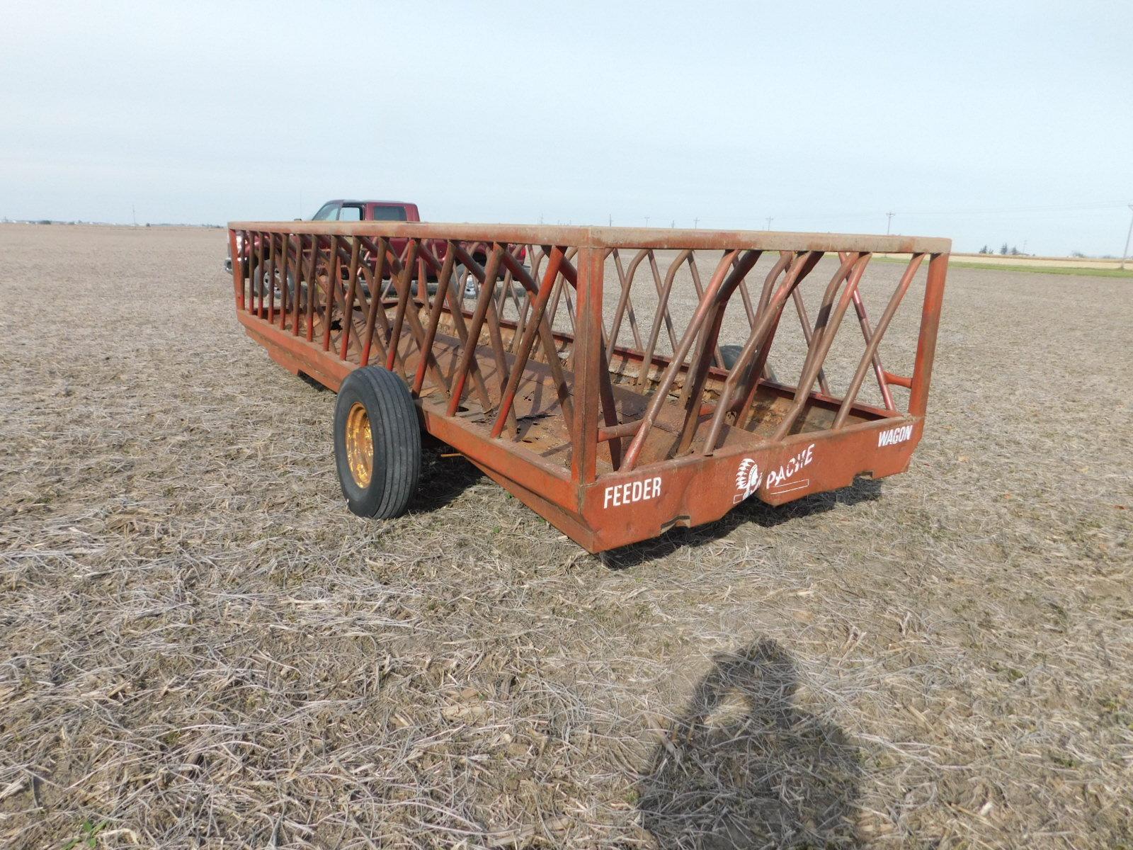 APACHE 20FT HAY / SILAGE FEEDER TRAILER