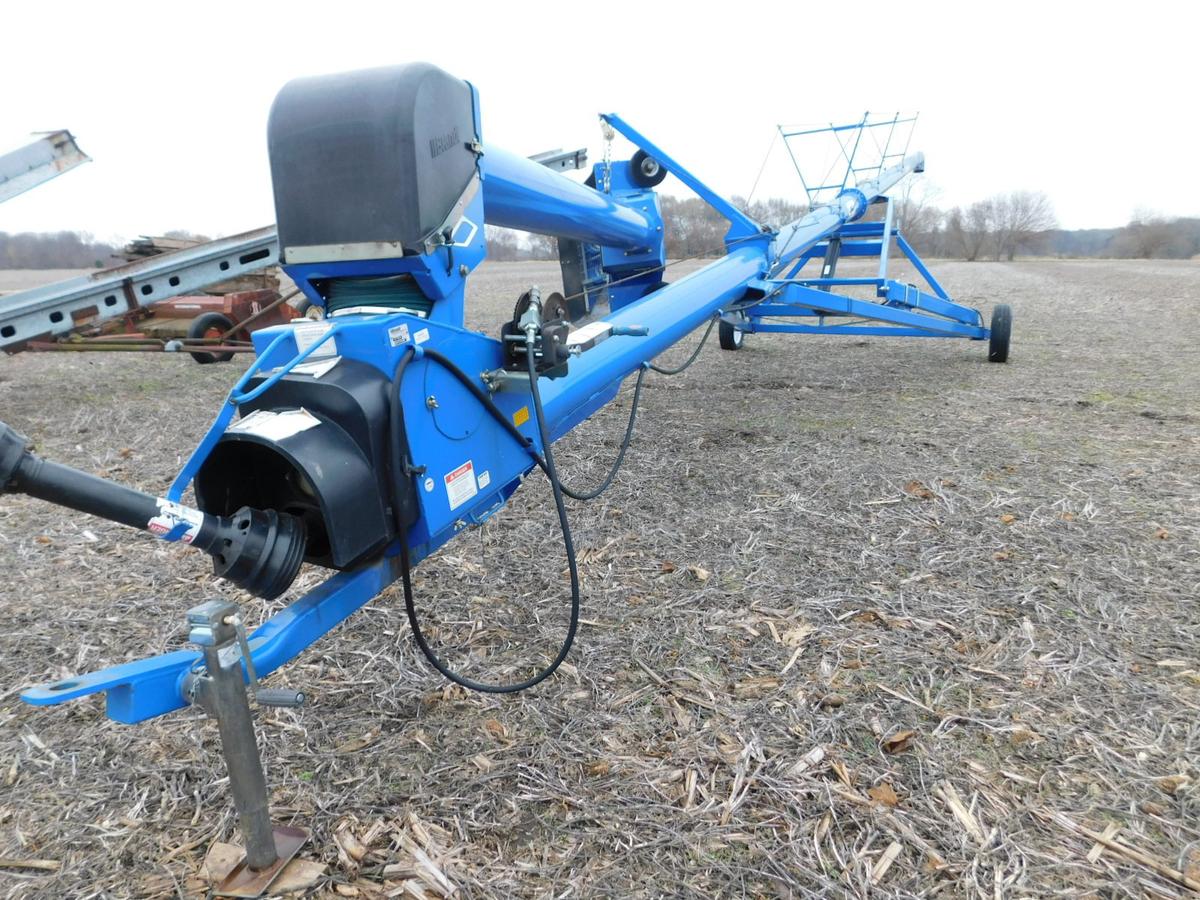 BRANDT 1060 AUGER W/ XL SWING-AWAY HOPPER