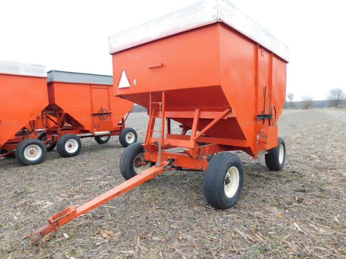 KORY 300 BUSHEL GRAVITY WAGON ON GEAR