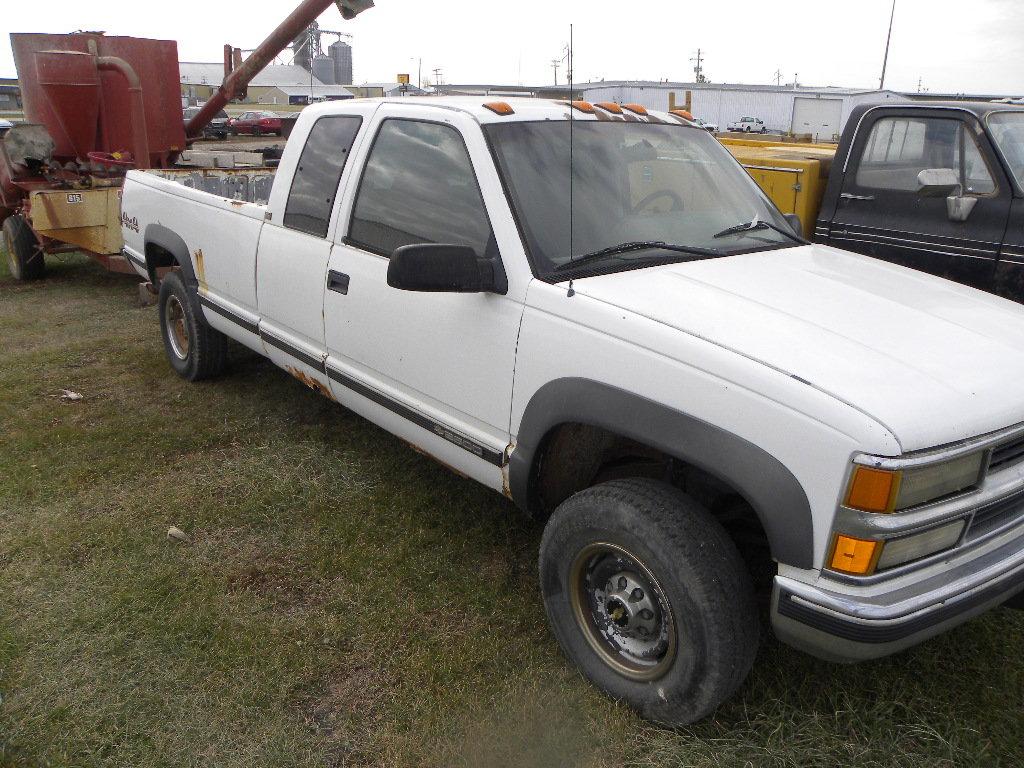 1995 CHEVROLET 2500 HD EXT CAB 4X4 PICKUP