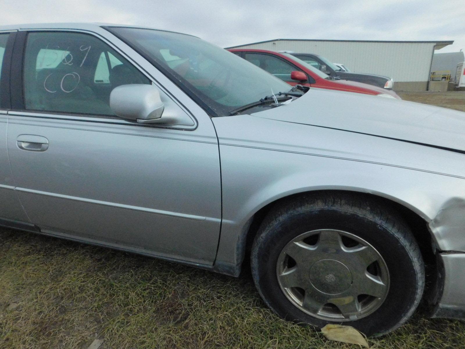 2001 CADILLAC SEVILLE SLS 4 DOOR