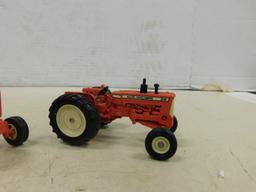 ERTL 1/32 ALLIS CHALMERS 220 & D-19