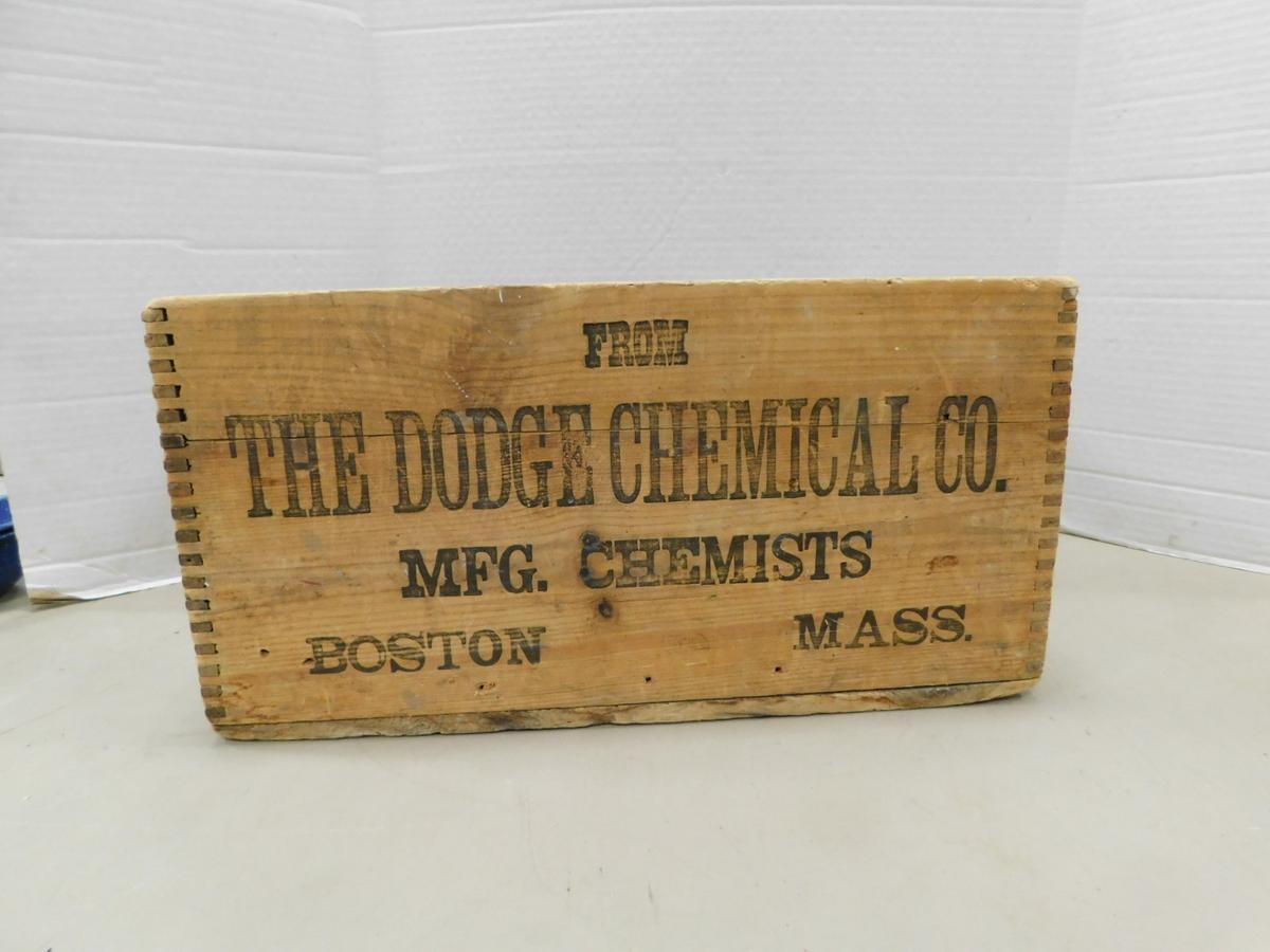 "THE DODGE CHEMICAL CO. DOVETAILED WOODEN CRATE