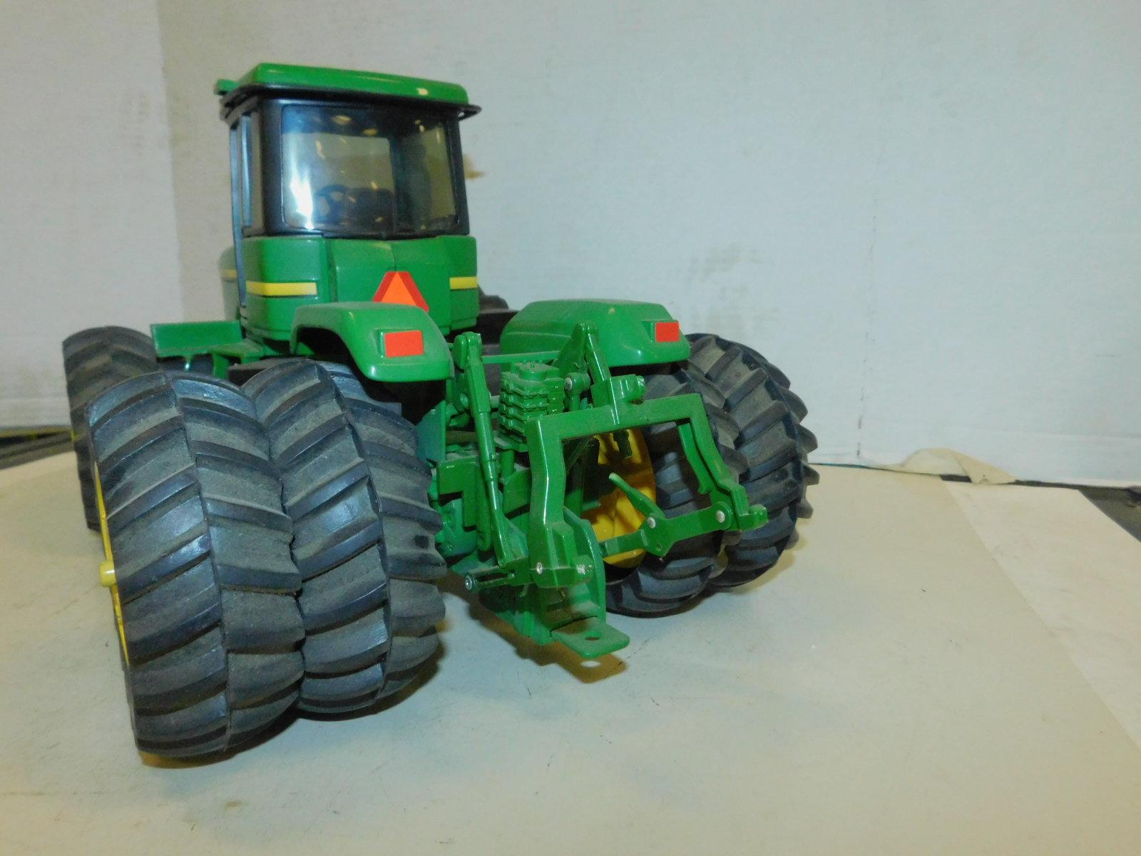 ERTL 1/16 JOHN DEERE 9400 1996 COLLECTOR EDITION 4X4 TRACTOR