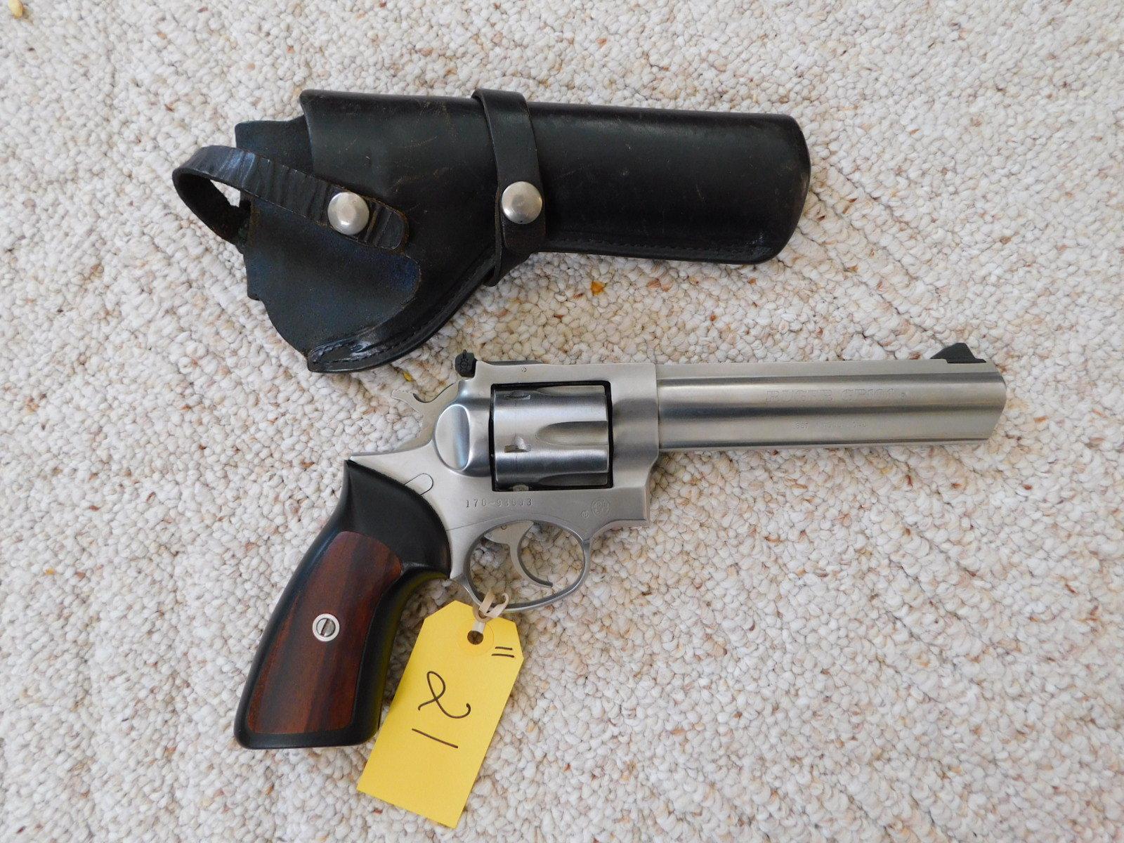 RUGER GP100 .357 MAGNUM CAL REVOLVER W/ LEATHER HOLSTER