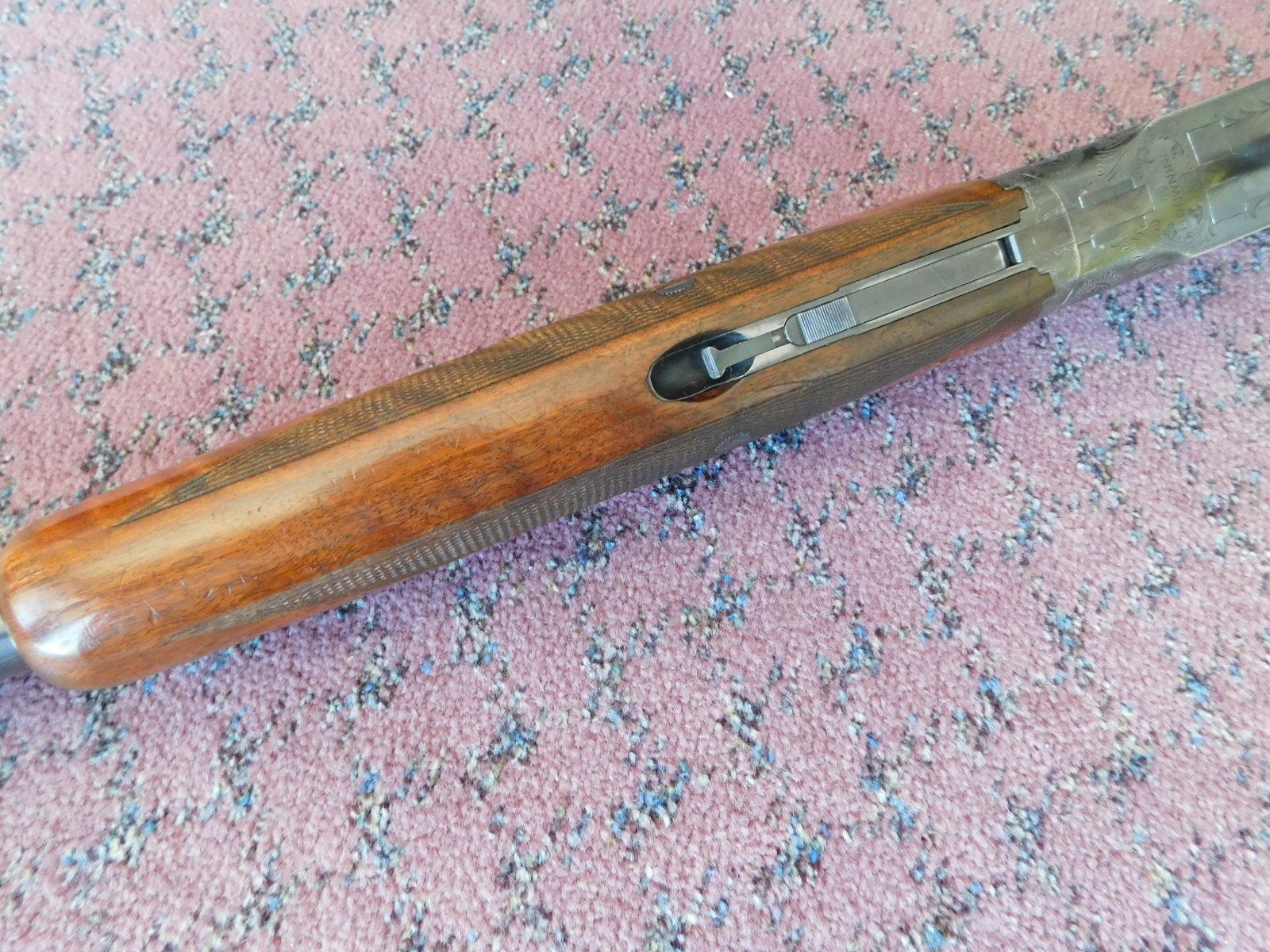 BROWNING SUPER POSED 20GA OVER/UNDER DOUBLE BARREL VENT RIB SHOTGUN