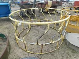 ROUND BALE FEEDER