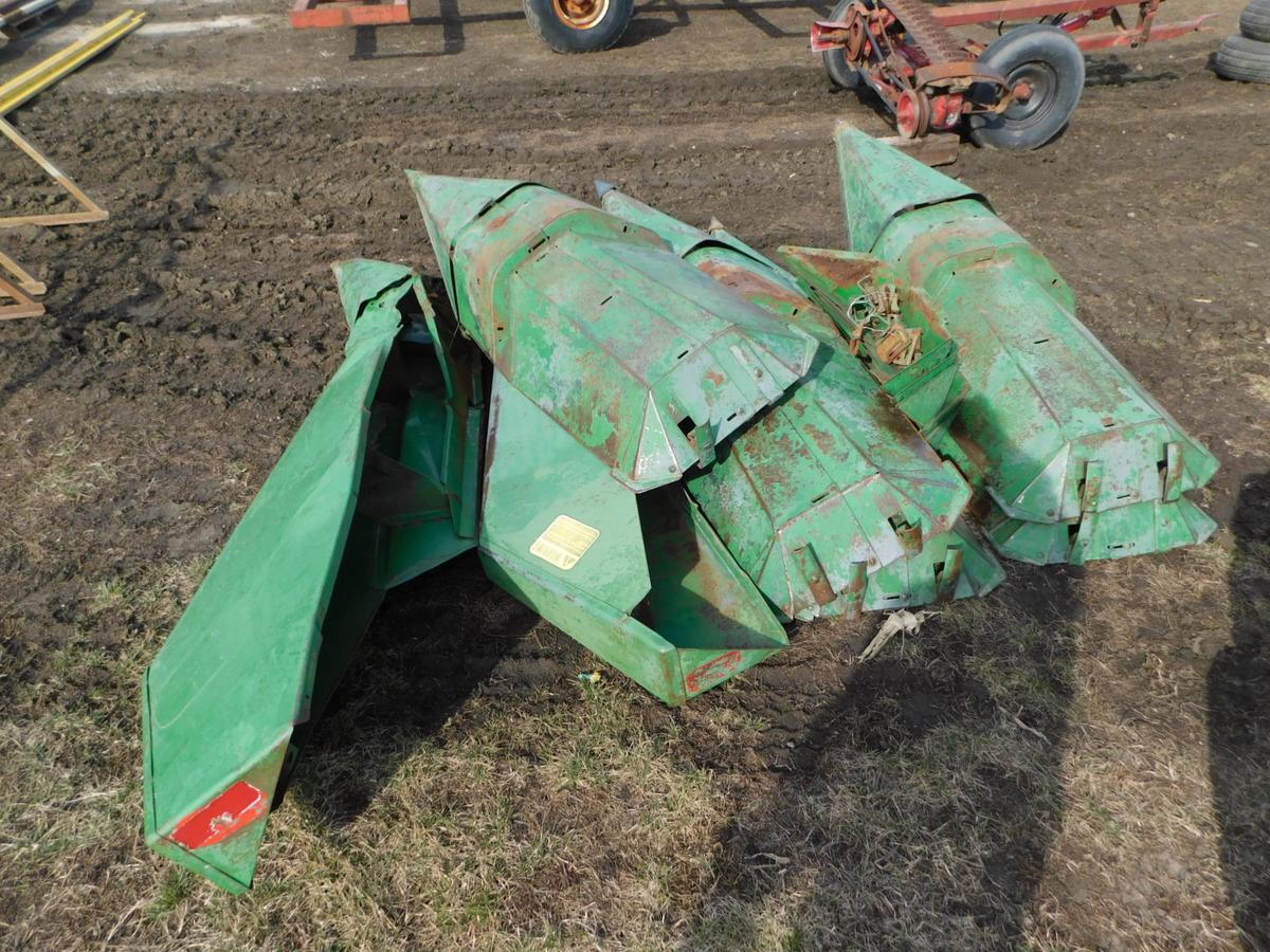 JOHN DEERE METAL COMBINE SNOUTS