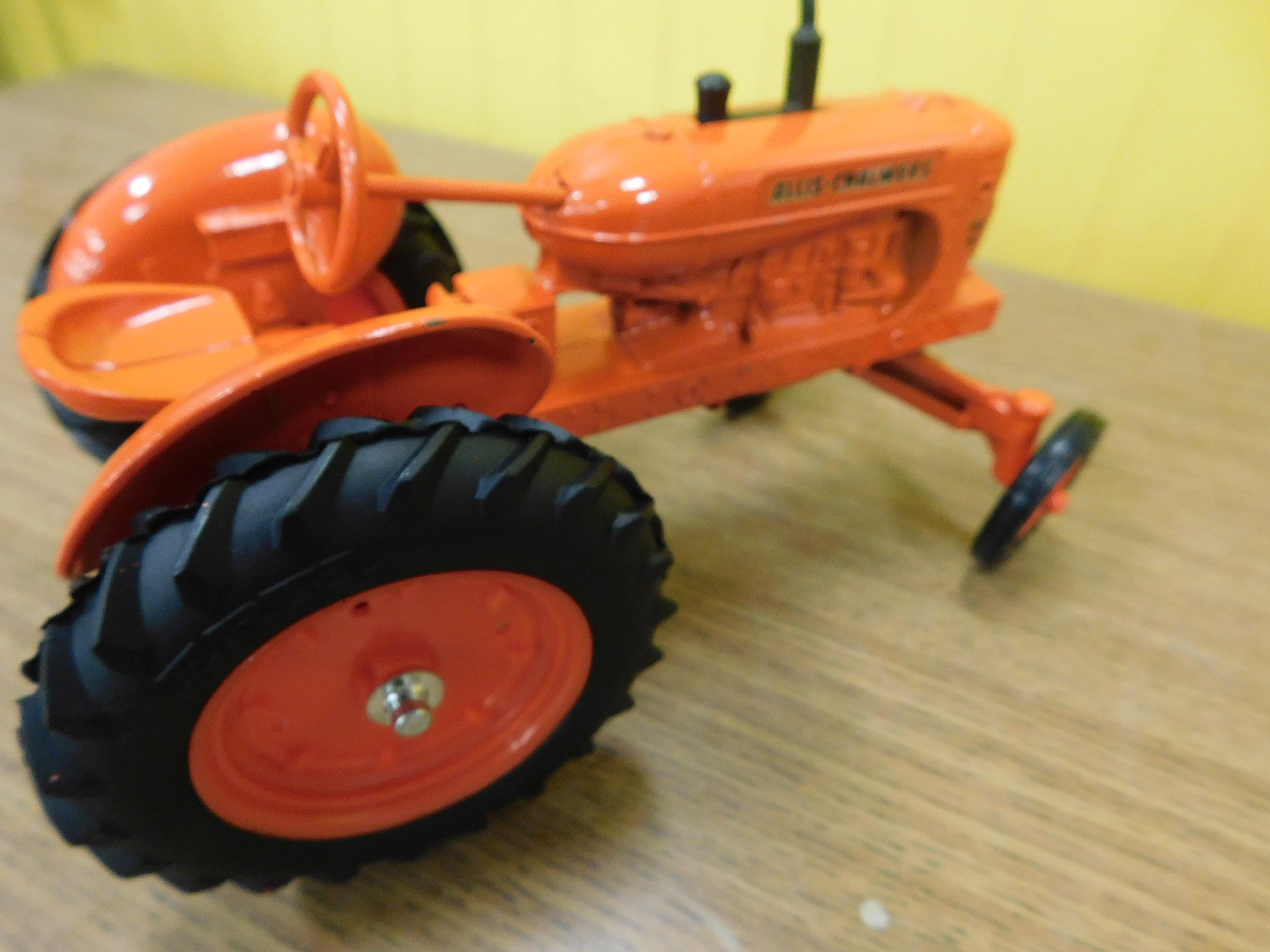 ERTL 1/16 SCALE WD 45 SPECIAL EDITION TRACTOR