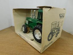 SCALE MODELS 1/16 SCALE OLIVER TRACTOR