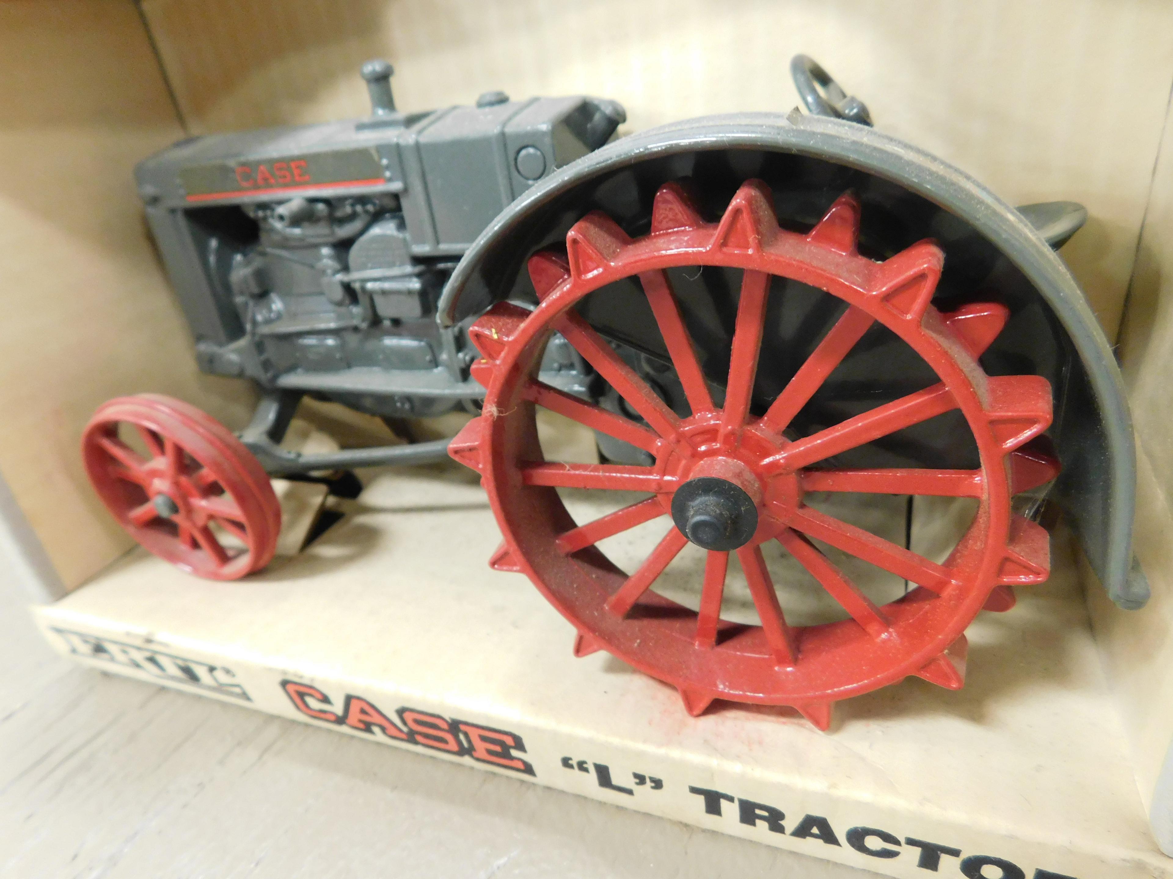 ERTL 1/16 CASE "L" TRACTOR