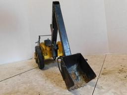 BUDDY L TRACTOR/LOADER/BACKHOE