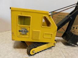 BUDDY L BIG DIG STEAM SHOVEL WITH ORIGINAL BOX