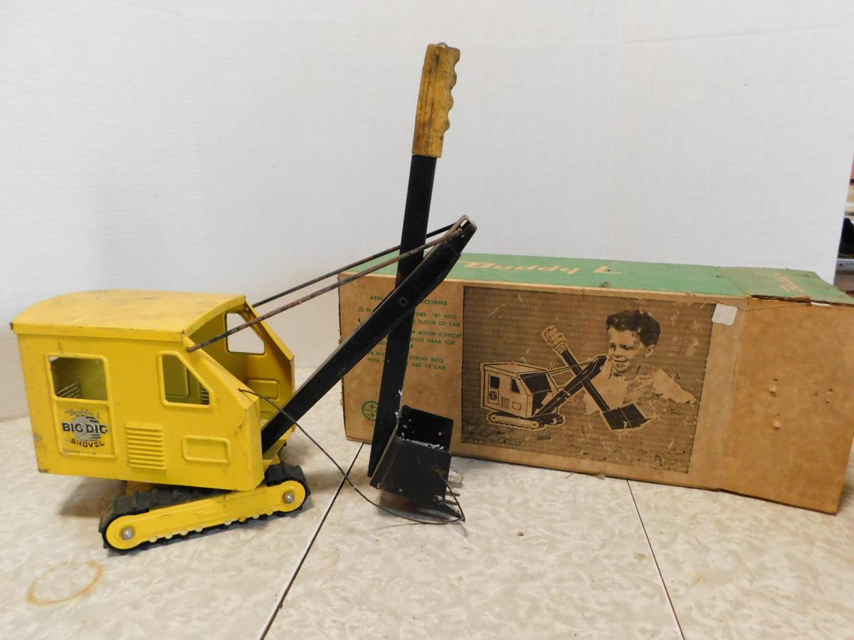 BUDDY L BIG DIG STEAM SHOVEL WITH ORIGINAL BOX