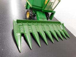 1/28 ERTL JOHN DEERE 6600 COMBINE W/ CUSTOM 8 ROW CORN HEAD