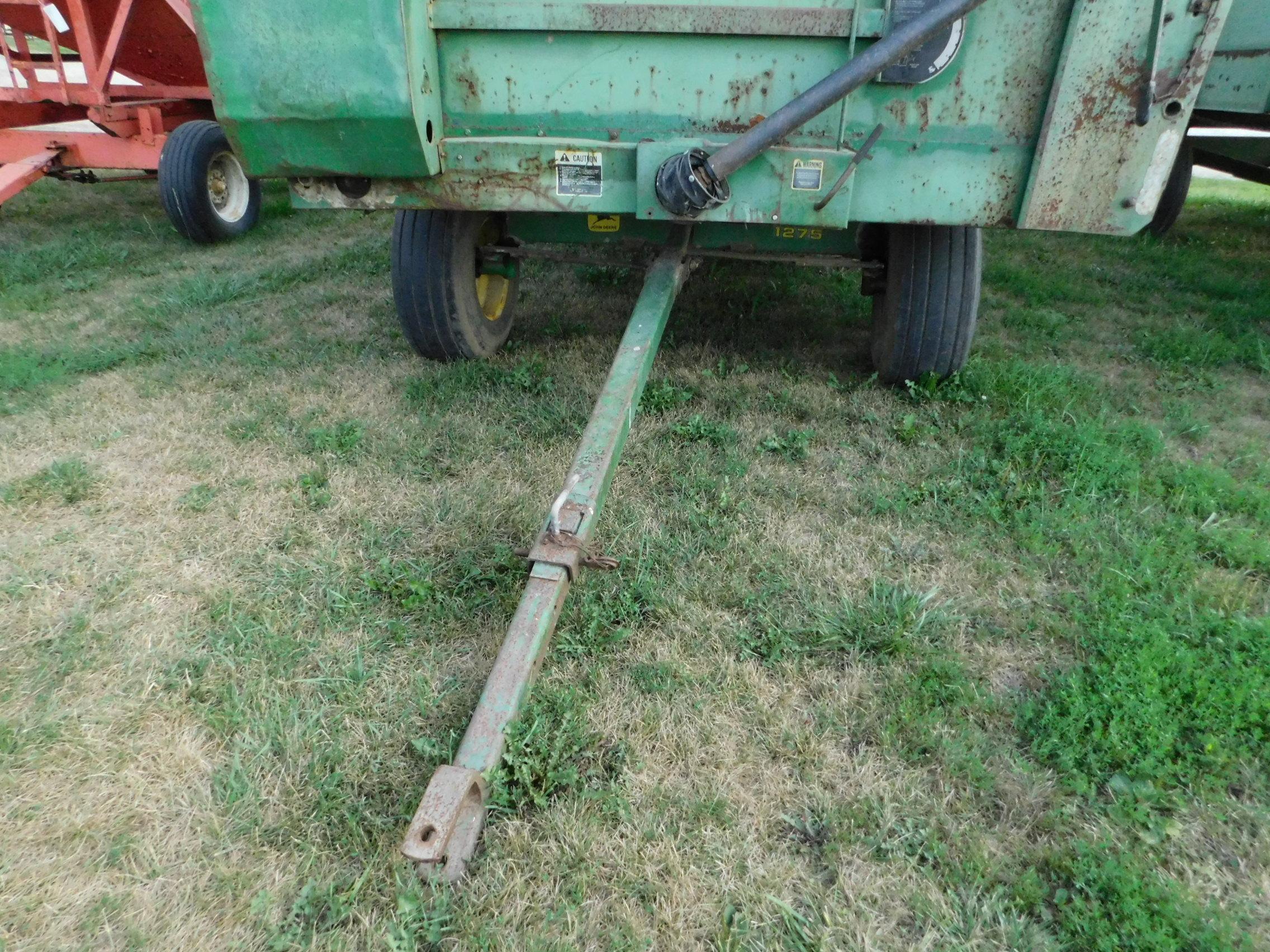 JOHN DEERE 716 SILAGE WAGON ON 1275 GEAR