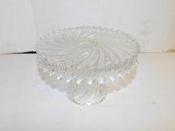 CLEAR GLASS CRYSTAL PEDISTAL CAKE PLATE