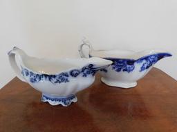 (2) FLOW BLUE GRAVY BOATS