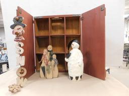 WOODEN CRATE W/ HINGED LIDS & SNOWMEN